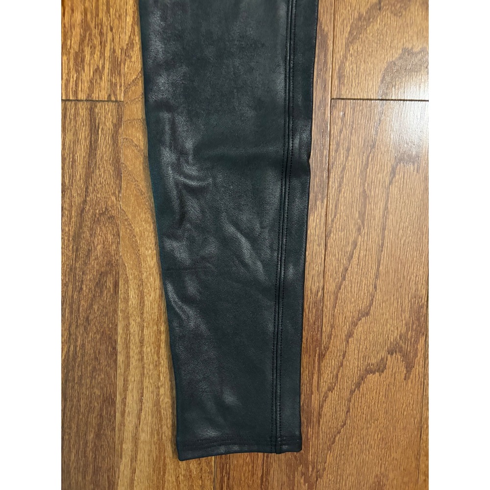 Spanx Foux Leather Leggings Size Medium - Picture 3 of 7
